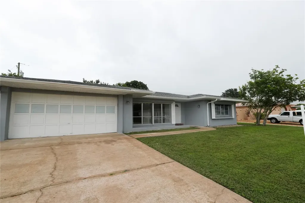 326 Wherley Avenue SE Port Charlotte FL 33952