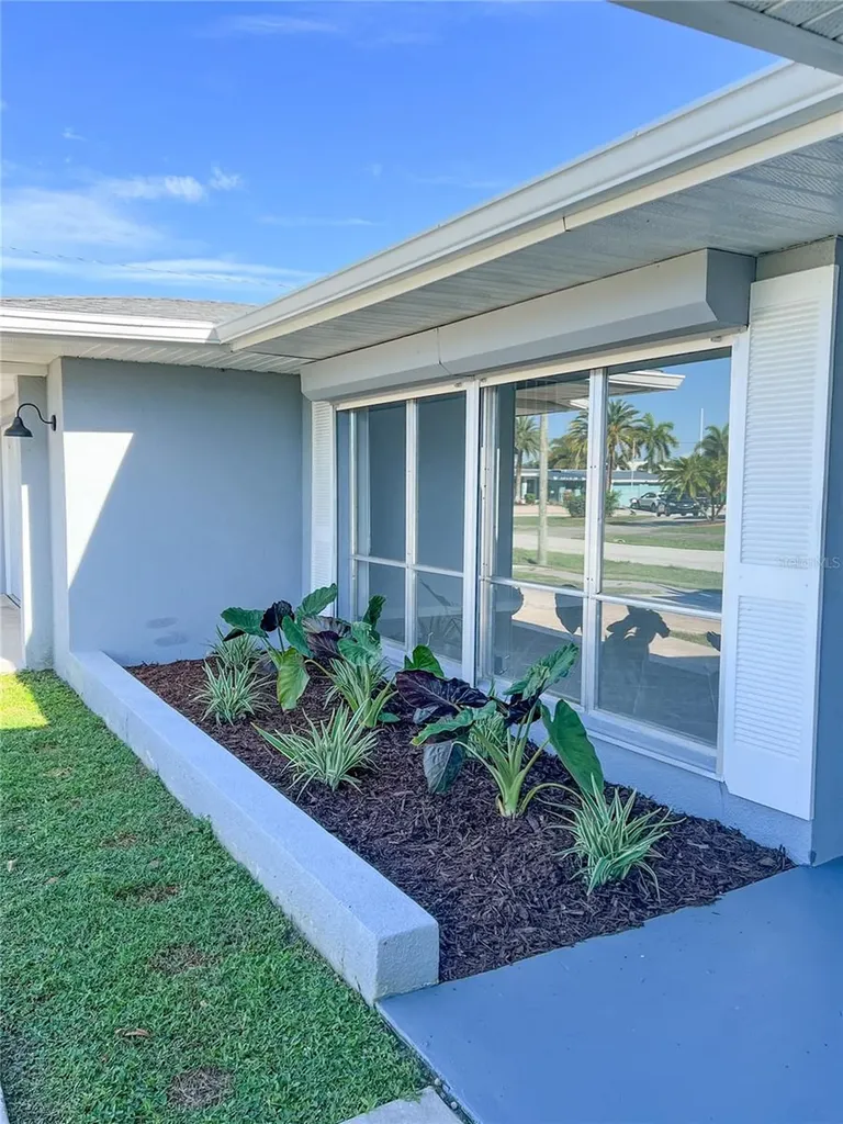 326 Wherley Avenue SE Port Charlotte FL 33952