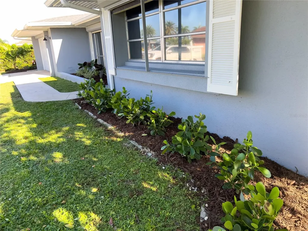 326 Wherley Avenue SE Port Charlotte FL 33952