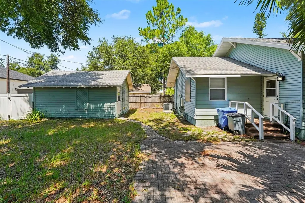 450 13th Avenue N St Petersburg FL 33701