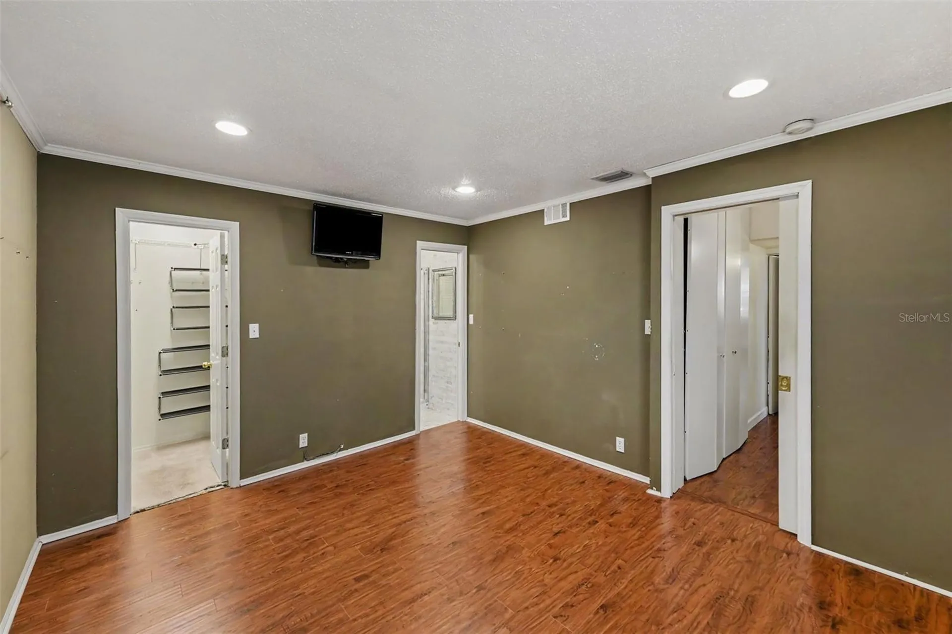 450 13th Avenue N St Petersburg FL 33701