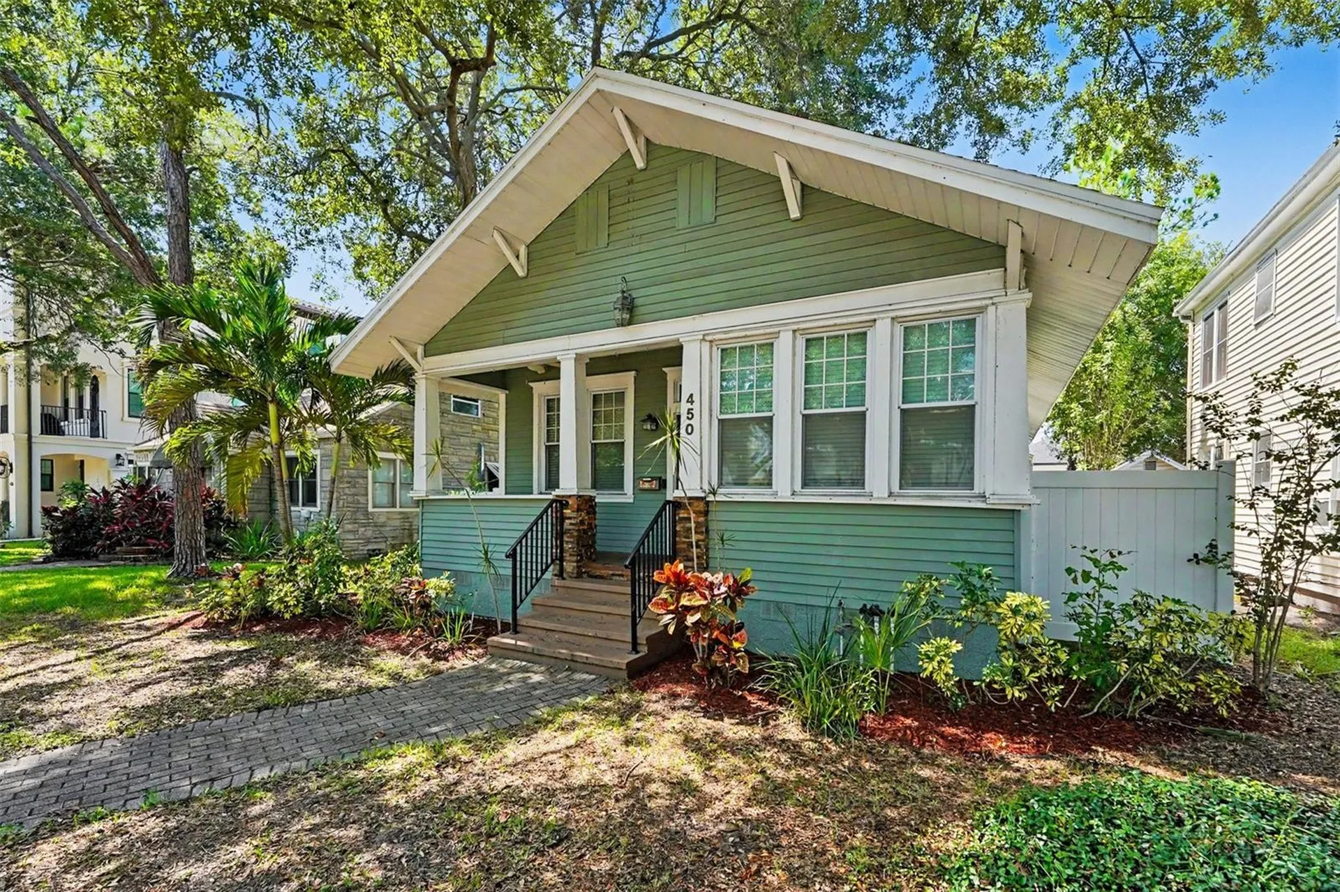 450 13th Avenue N St Petersburg FL 33701