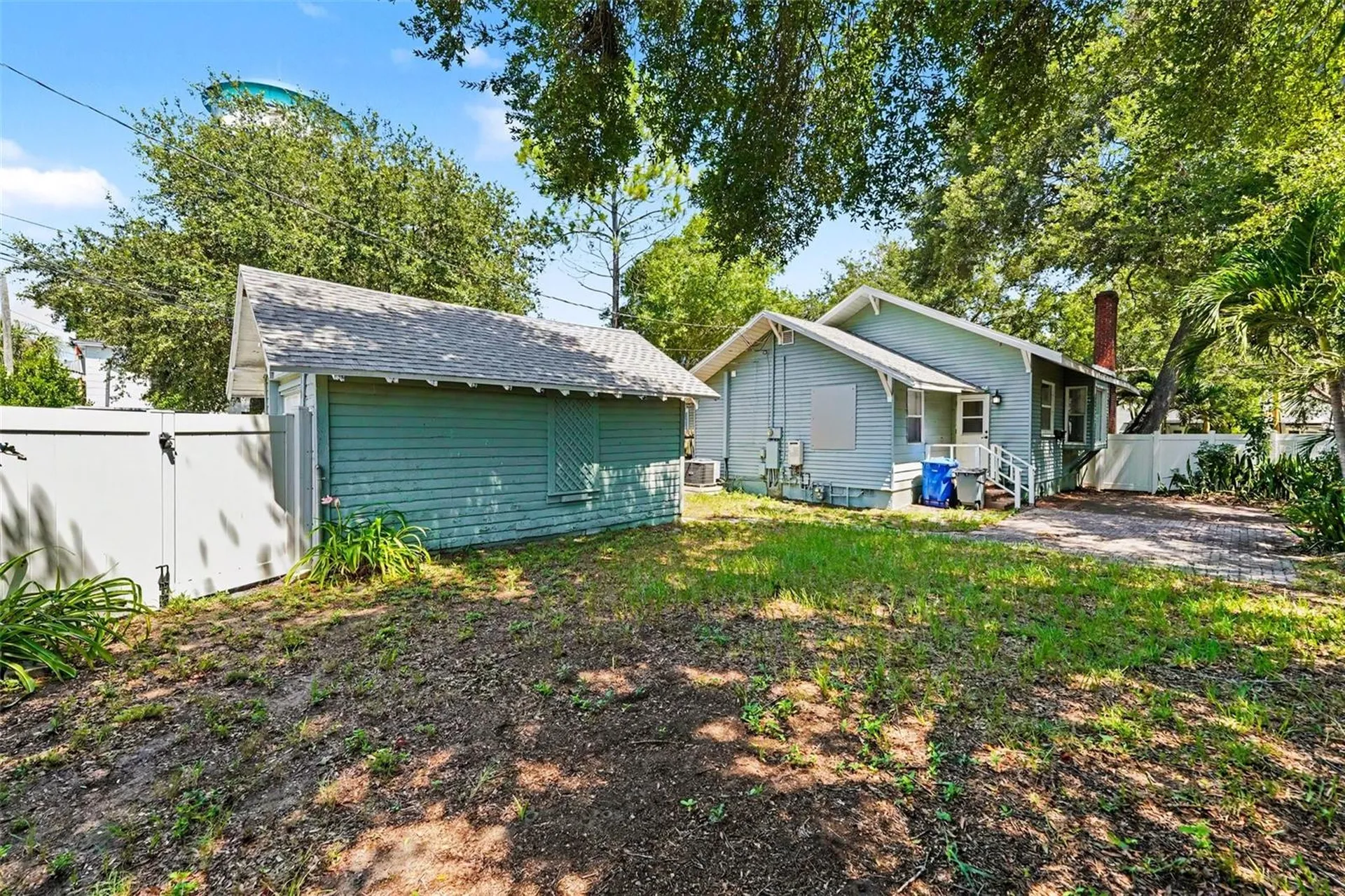 450 13th Avenue N St Petersburg FL 33701