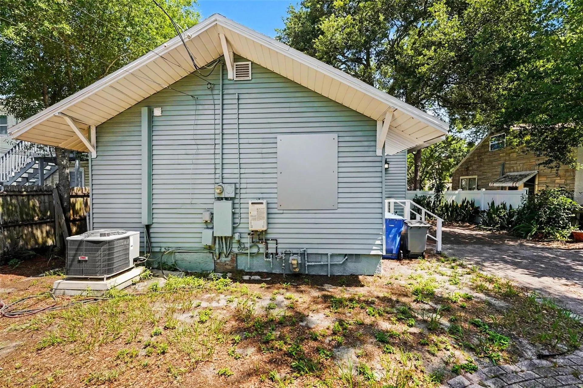 450 13th Avenue N St Petersburg FL 33701