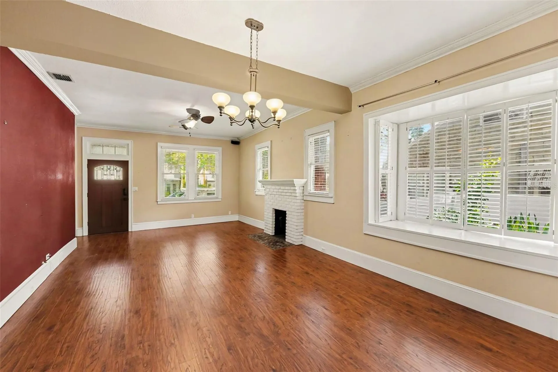 450 13th Avenue N St Petersburg FL 33701