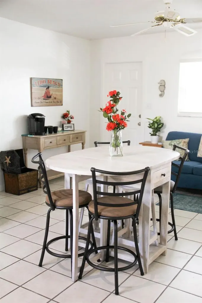 2911 Bentley Street Sarasota FL 34239