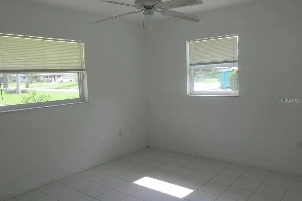 2911 Bentley Street Sarasota FL 34239