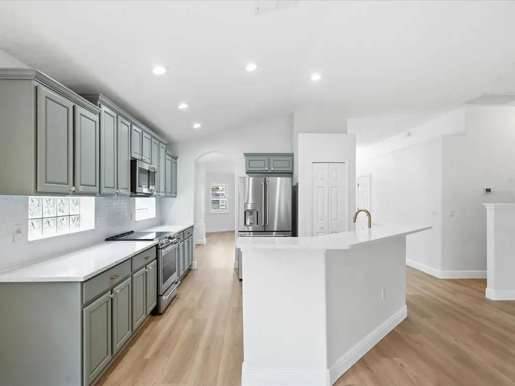 18921 Place Marquette Lutz FL 33558