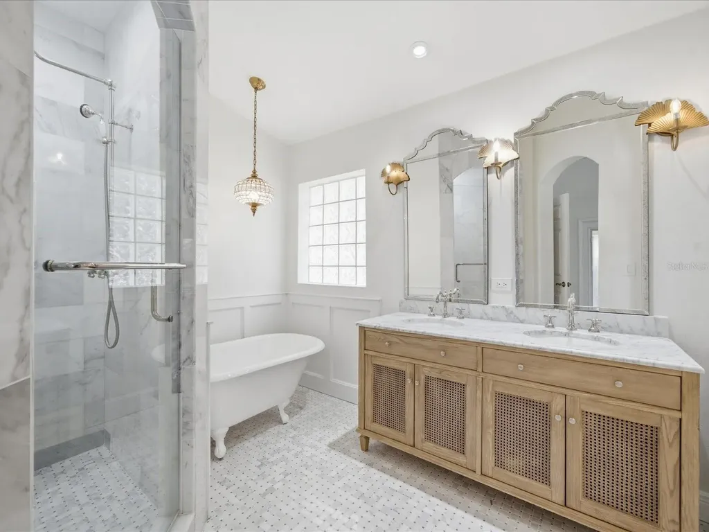 18921 Place Marquette Lutz FL 33558
