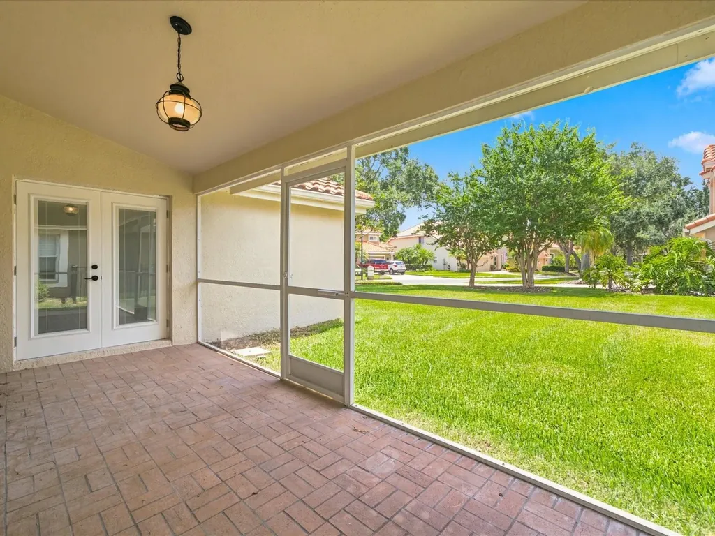 18921 Place Marquette Lutz FL 33558
