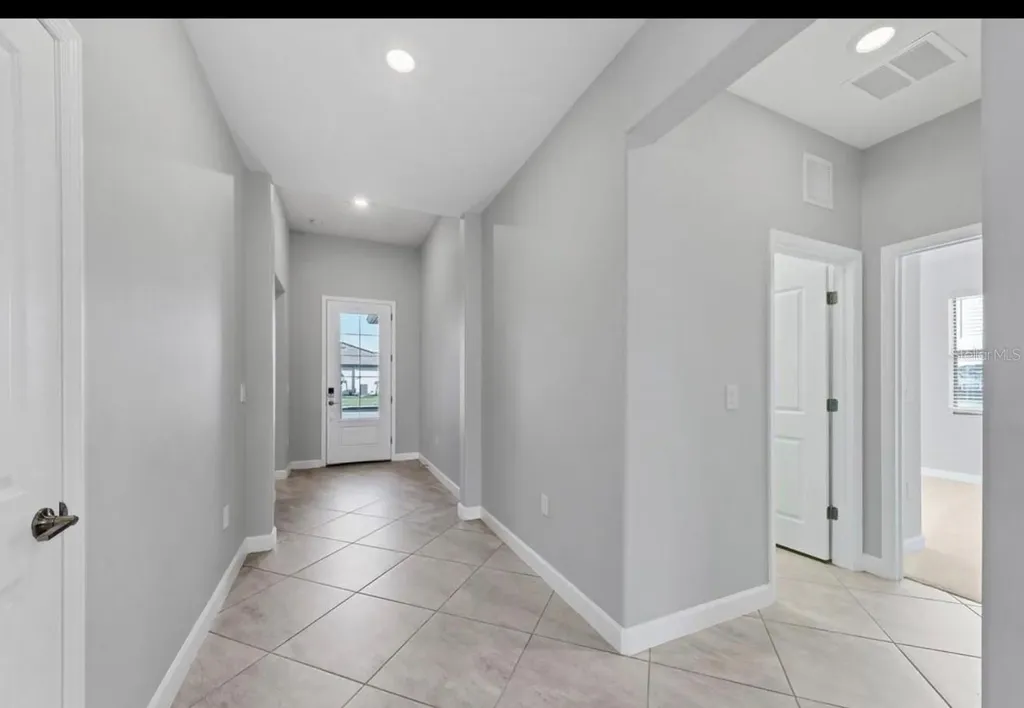 5127 Coral Reef Way Bradenton FL 34211