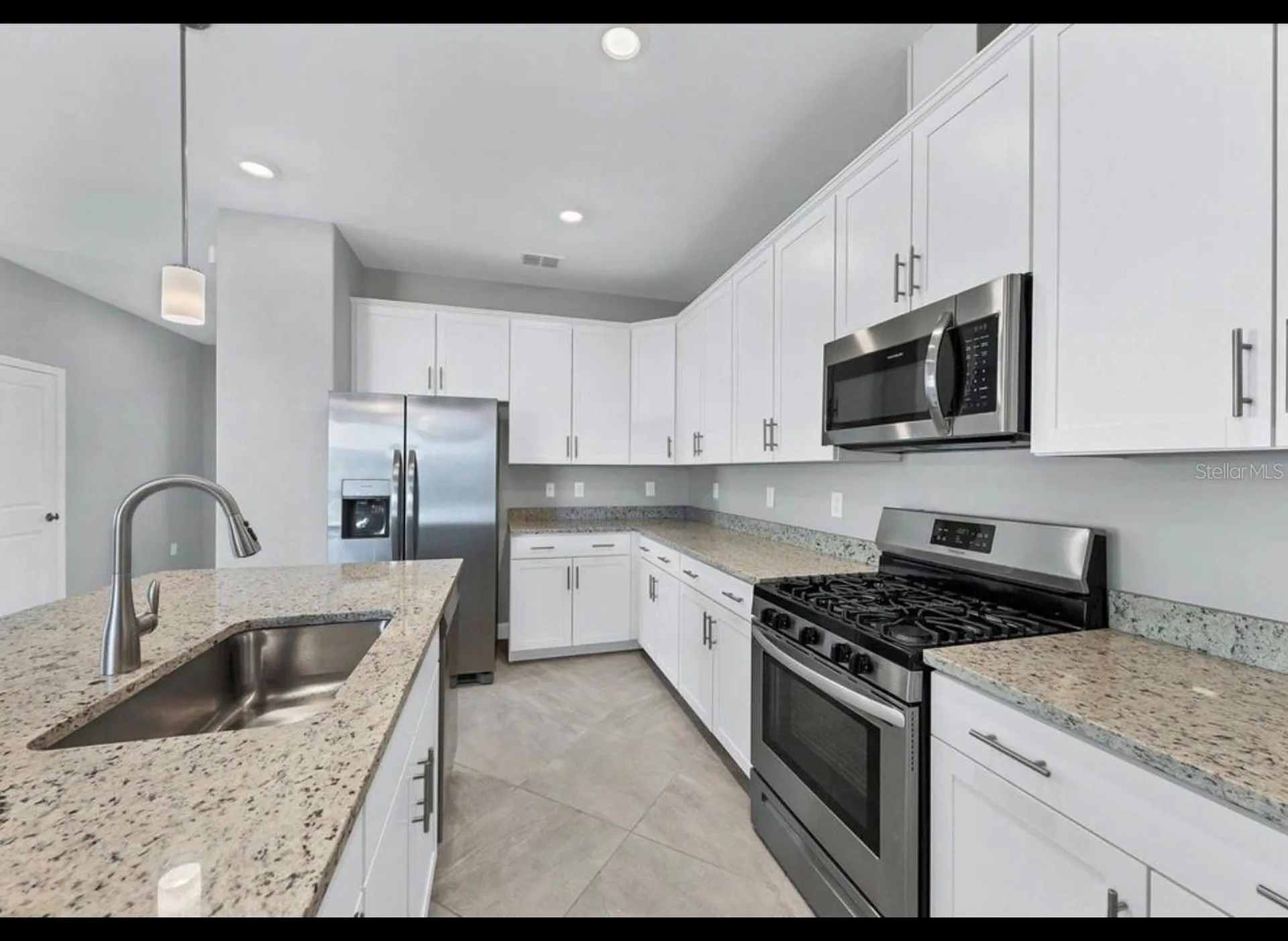 5127 Coral Reef Way Bradenton FL 34211