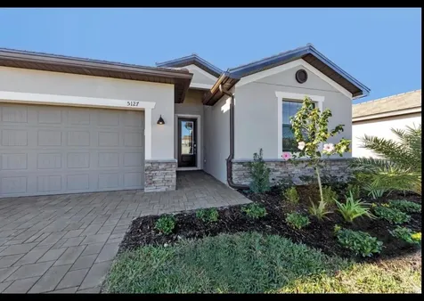 5127 Coral Reef Way Bradenton FL 34211