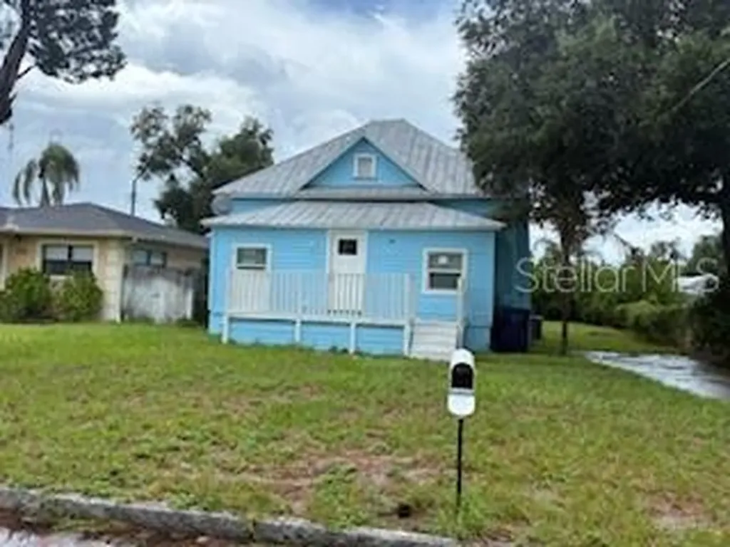 3110 N Massachusetts Avenue Tampa FL 33603