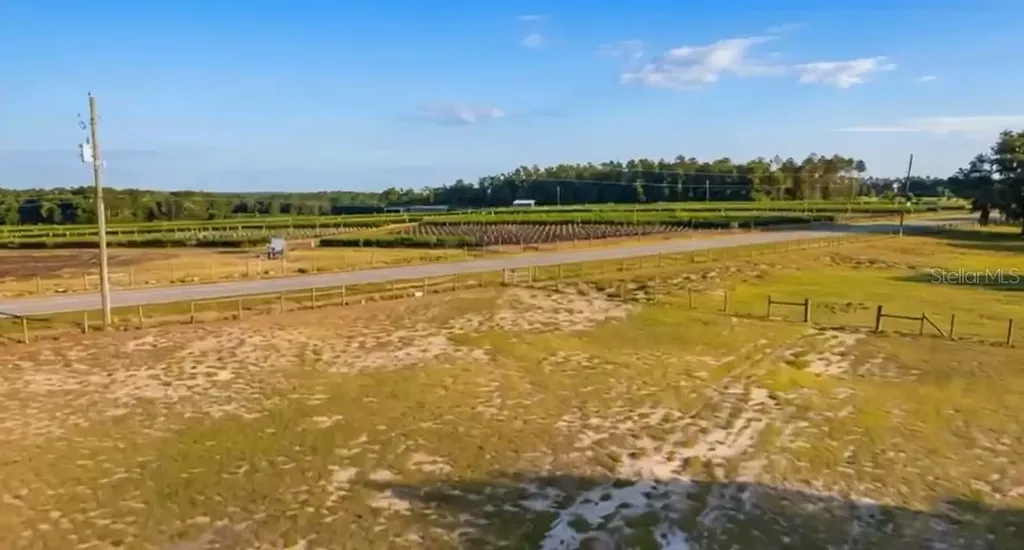 24920 SE Highway 450 Umatilla FL 32784
