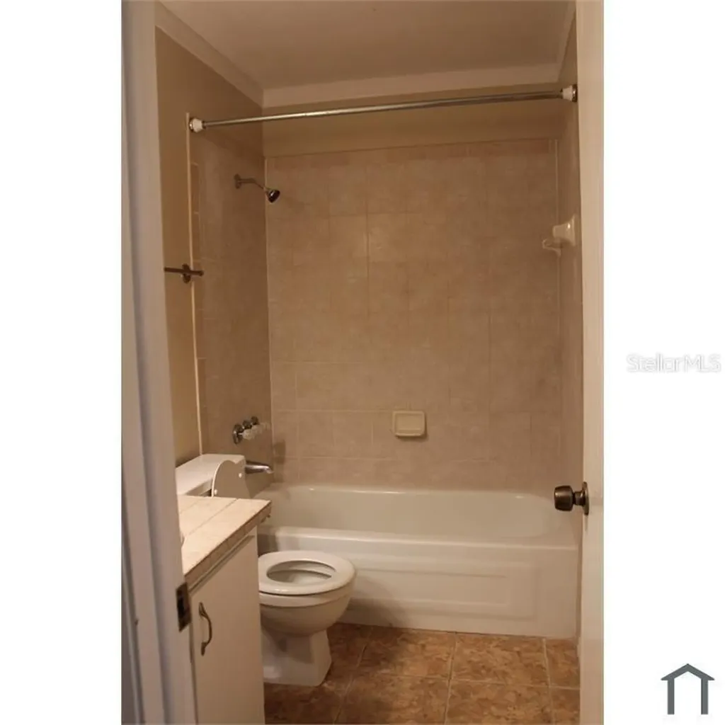 8605 Champlain Court Tampa FL 33614