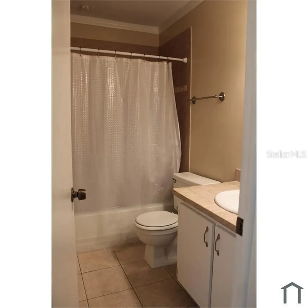 8605 Champlain Court Tampa FL 33614