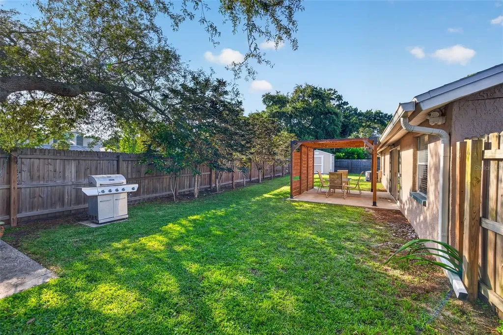 11280 Freedom Court Seminole FL 33772