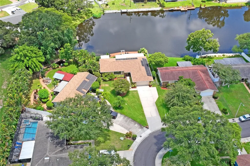 10681 Seminole Forest Street E Seminole FL 33778