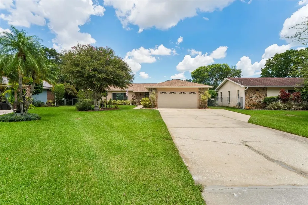 10681 Seminole Forest Street E Seminole FL 33778
