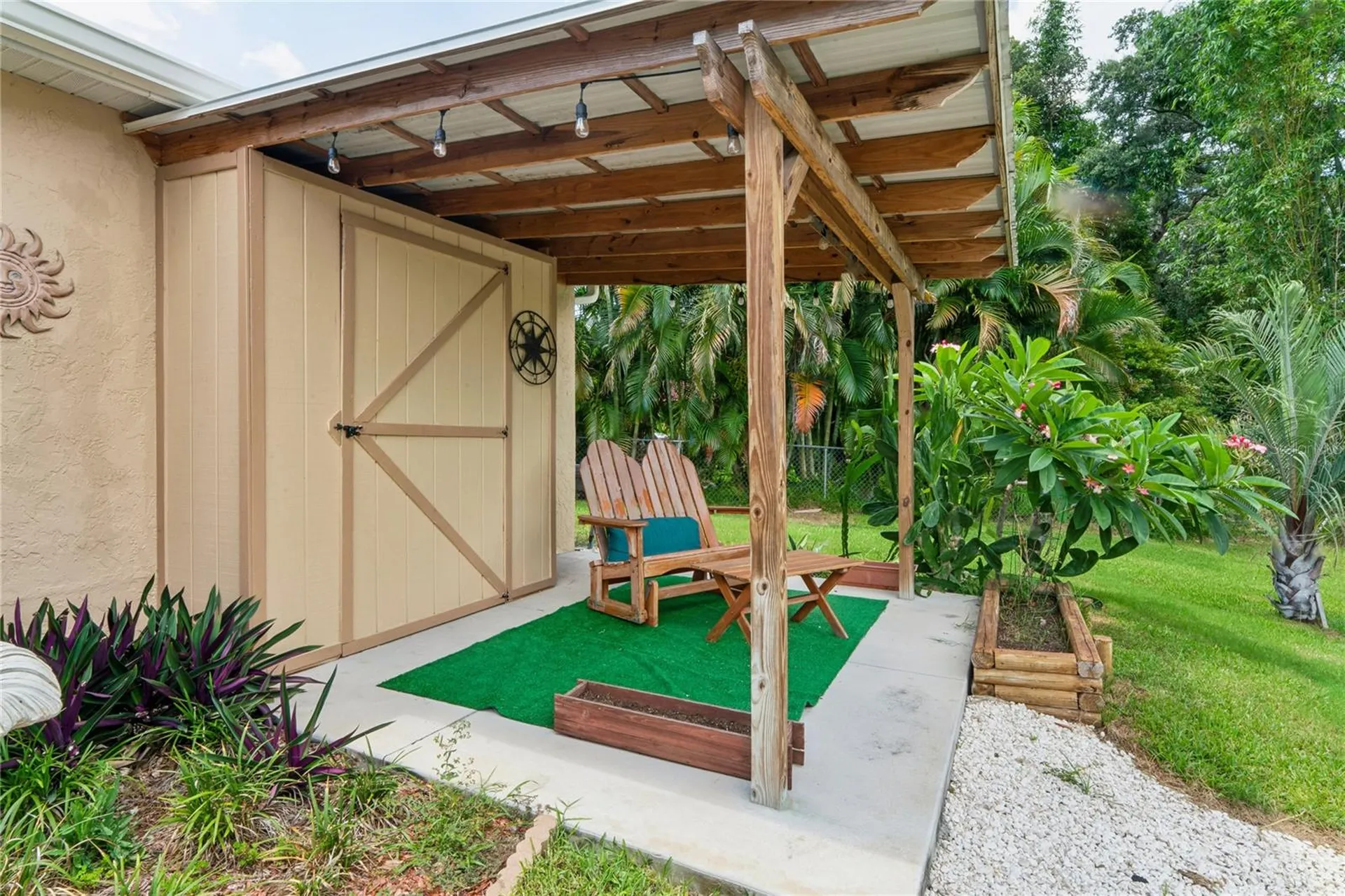10681 Seminole Forest Street E Seminole FL 33778