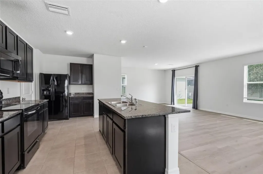 32745 Pez Landing Lane Wesley Chapel FL 33543