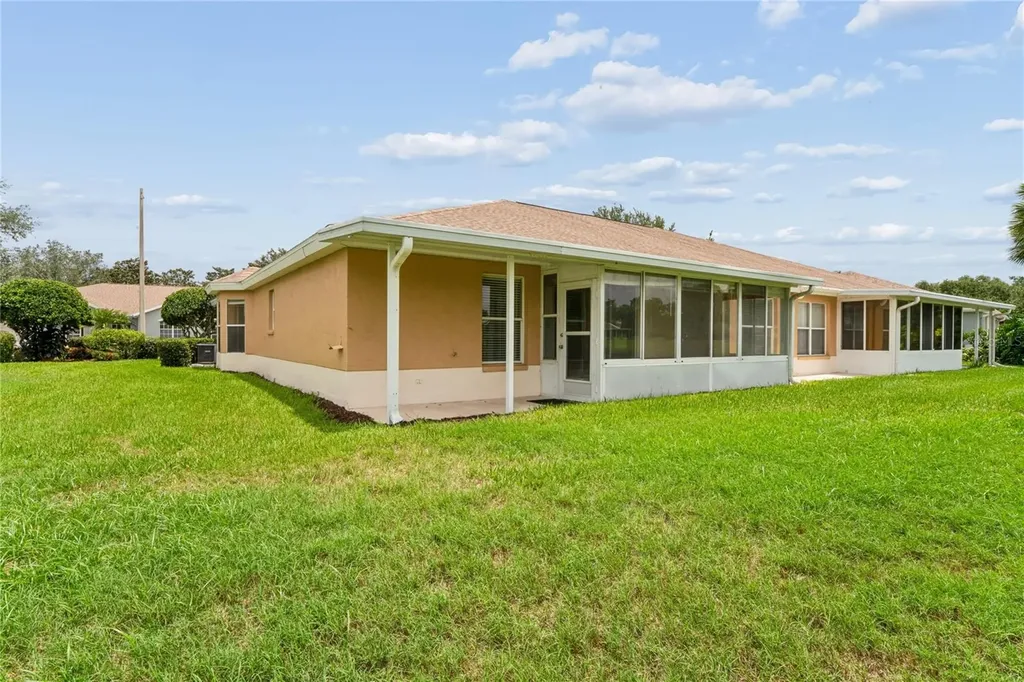 2208 Worthington Greens Drive Sun City Center FL 33573