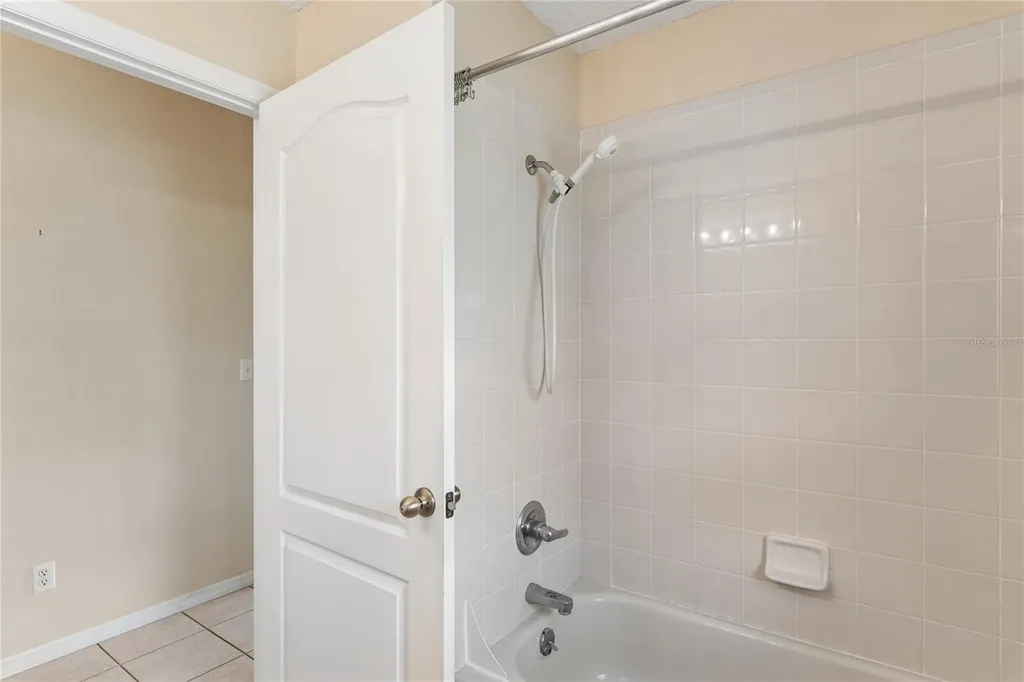 2208 Worthington Greens Drive Sun City Center FL 33573