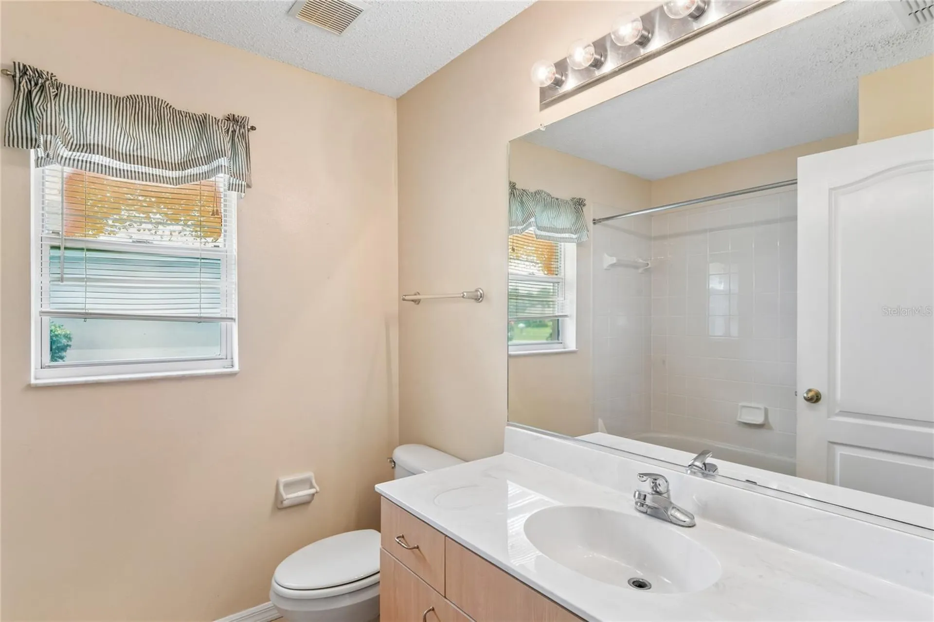 2208 Worthington Greens Drive Sun City Center FL 33573