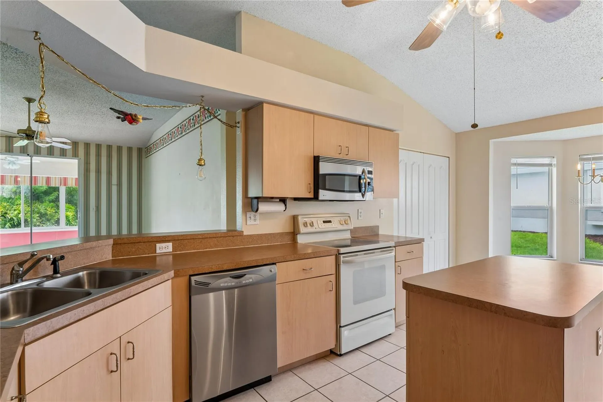 2208 Worthington Greens Drive Sun City Center FL 33573