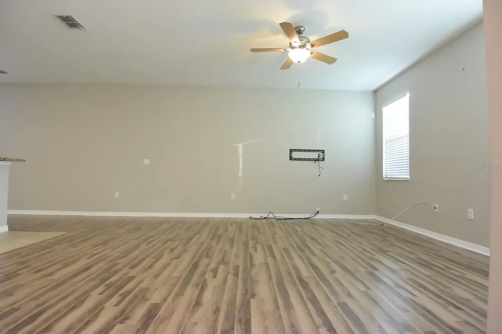 20028 Satin Leaf Avenue Tampa FL 33647
