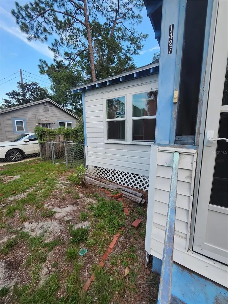 1427 SE 1st Avenue Gainesville FL 32641