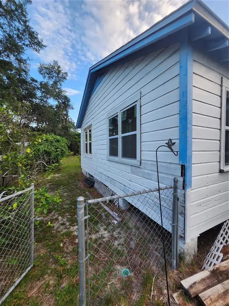 1427 SE 1st Avenue Gainesville FL 32641