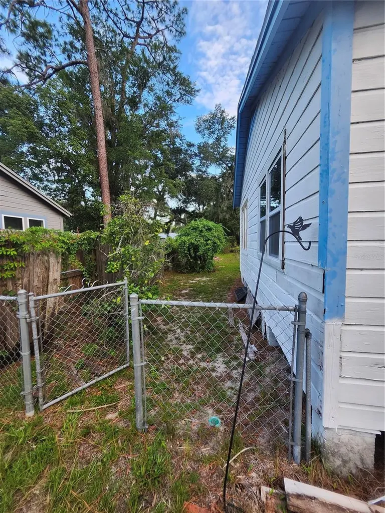 1427 SE 1st Avenue Gainesville FL 32641