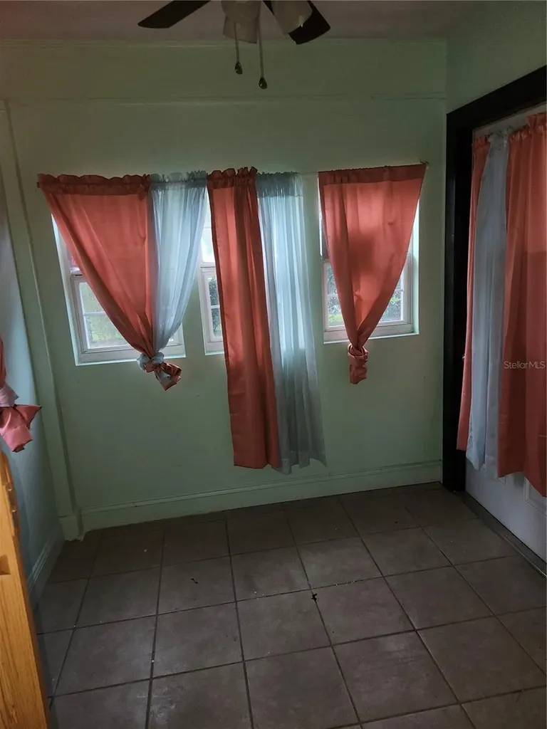 1427 SE 1st Avenue Gainesville FL 32641