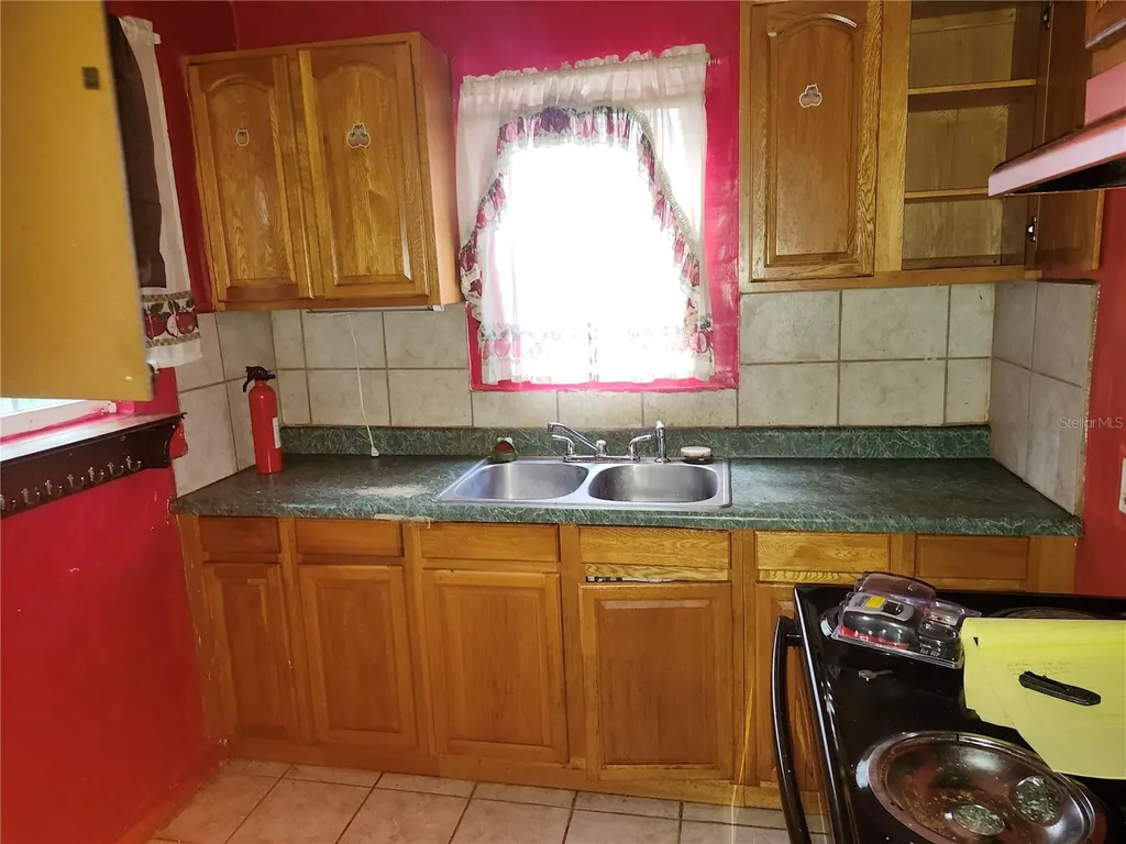 1427 SE 1st Avenue Gainesville FL 32641