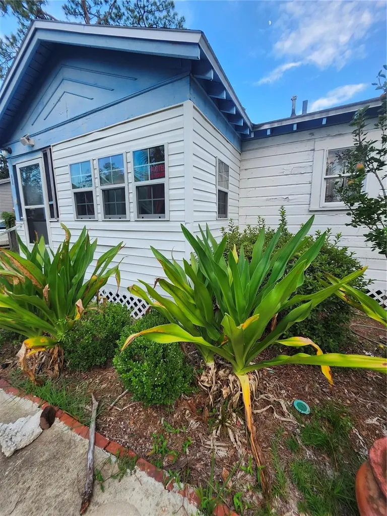 1427 SE 1st Avenue Gainesville FL 32641