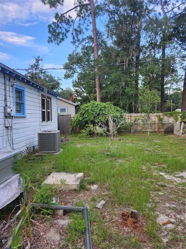 1427 SE 1st Avenue Gainesville FL 32641