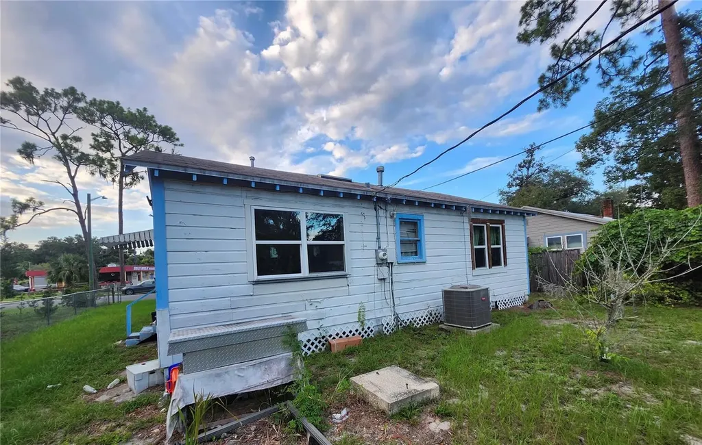 1427 SE 1st Avenue Gainesville FL 32641
