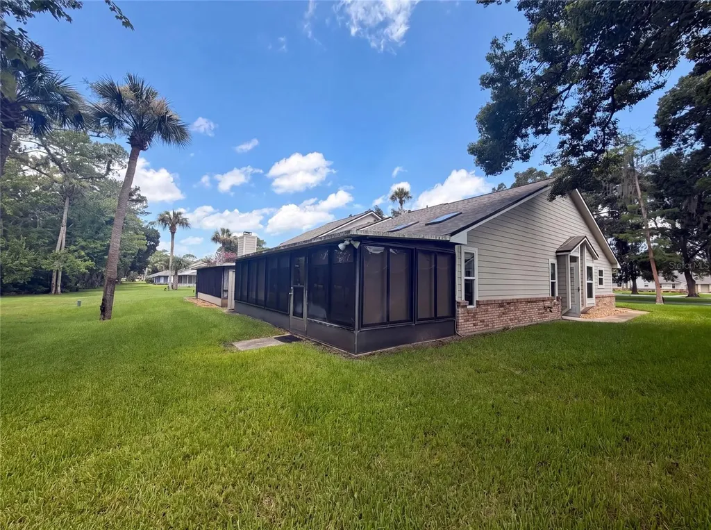 228 Bob White Court Daytona Beach FL 32119