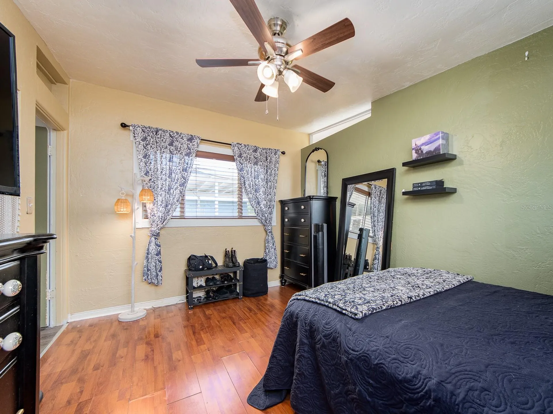 851 65th Avenue S St Petersburg FL 33705