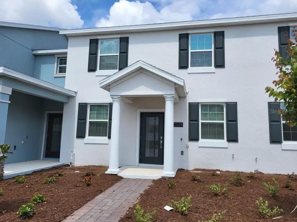 11239 Listening Drive Orlando FL 32832