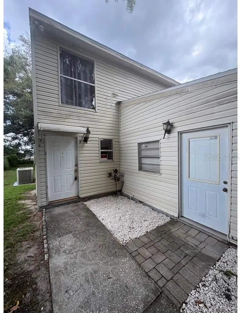 Lakeland FL 33801