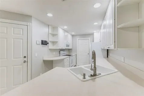 1648 Napoli Drive W Sarasota FL 34232
