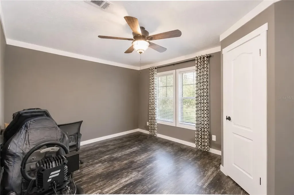 181 Windy Hills Road Hawthorne FL 32640