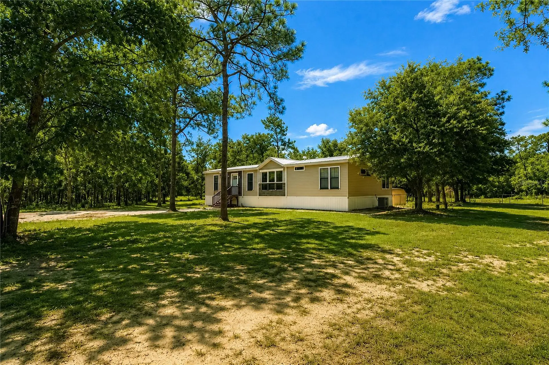 181 Windy Hills Road Hawthorne FL 32640
