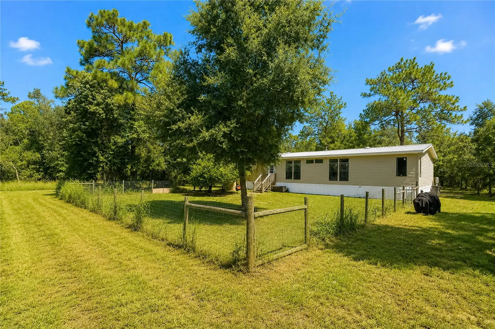 181 Windy Hills Road Hawthorne FL 32640