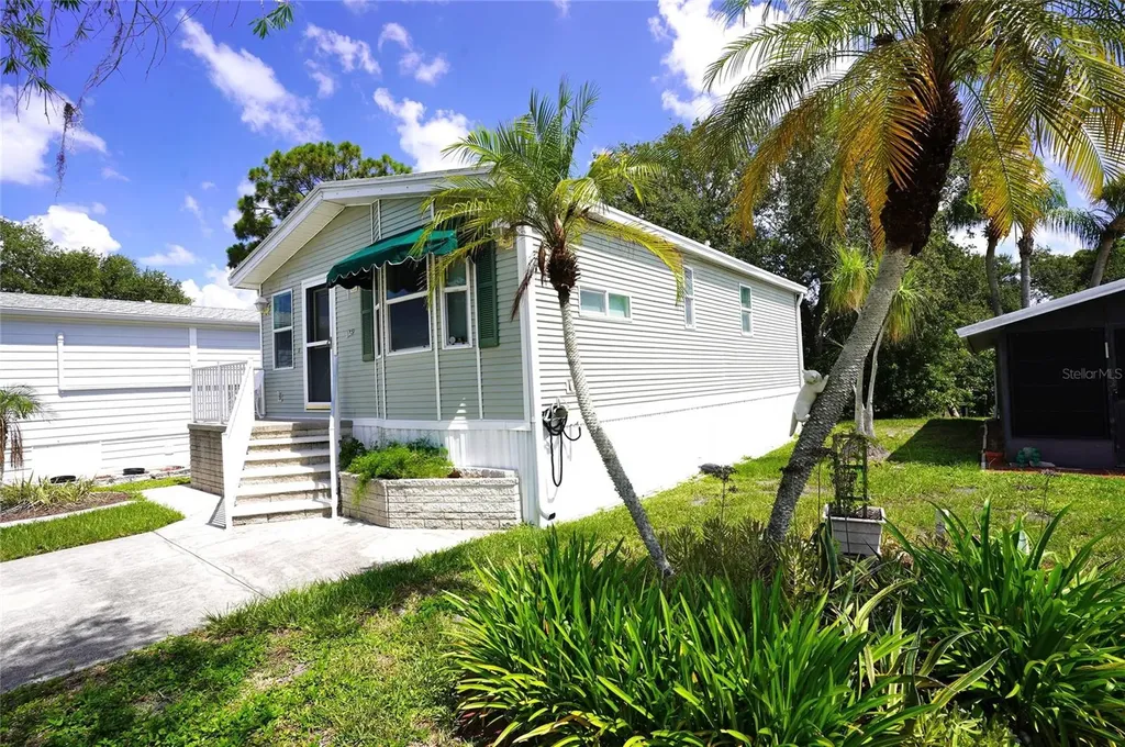 125 Brookshire Drive Nokomis FL 34275