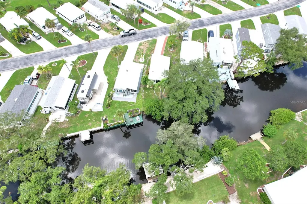 125 Brookshire Drive Nokomis FL 34275