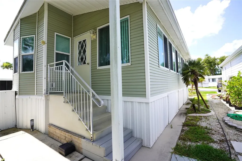 125 Brookshire Drive Nokomis FL 34275